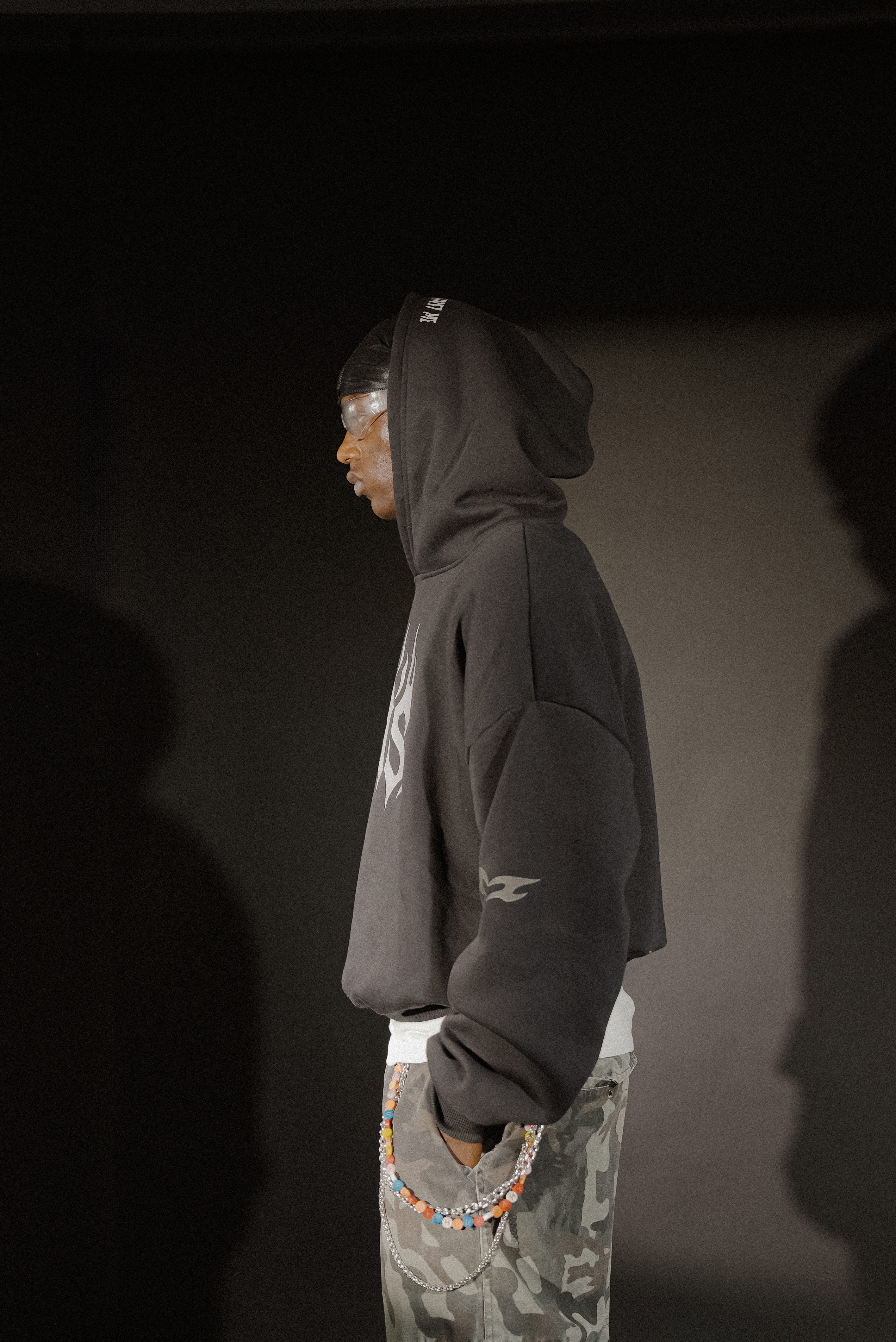 NOISE ( Boxy Hoodie )