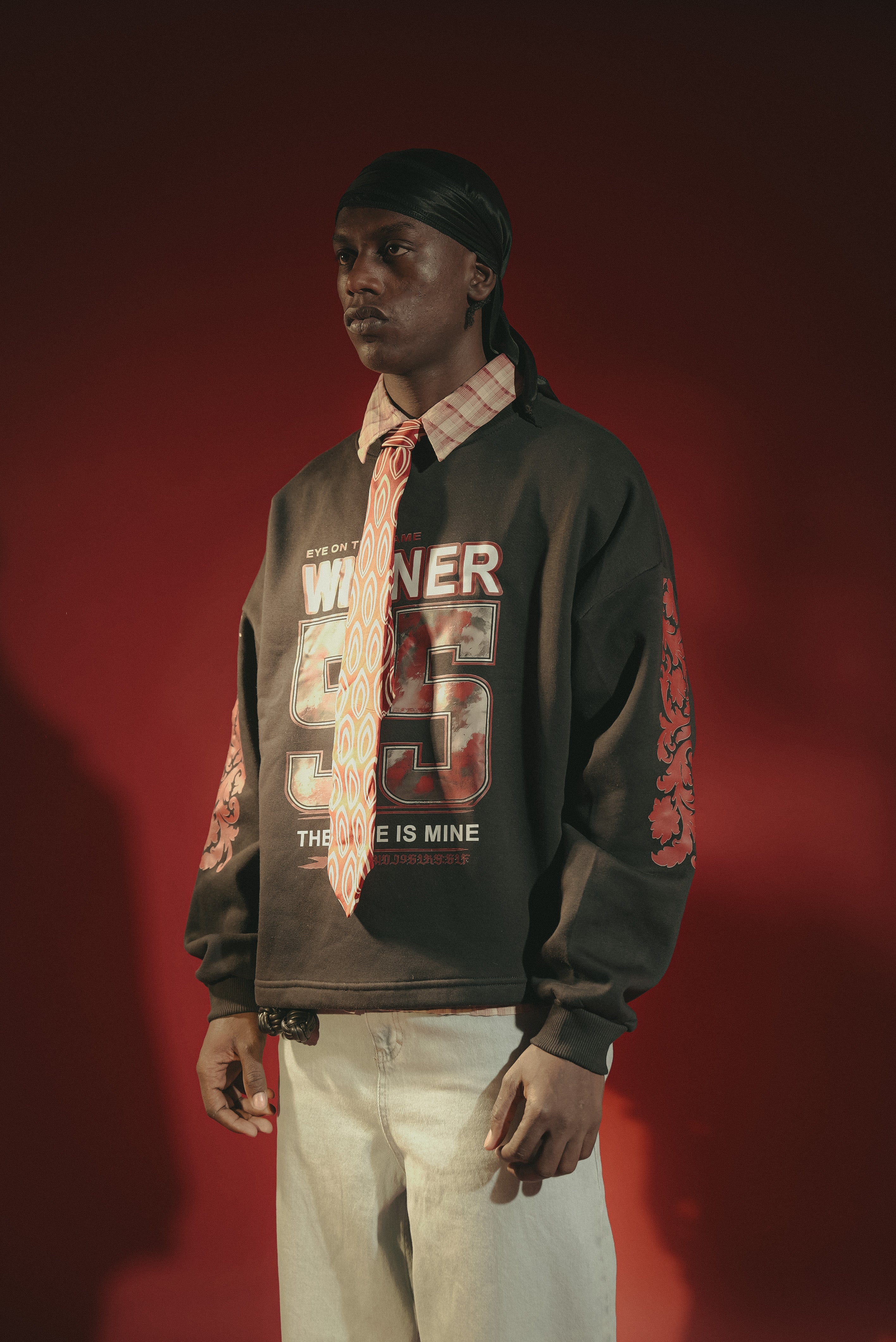 WINNER 55 ( crew neck )